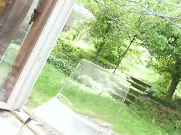 girl
        sebilone cam image #1705772