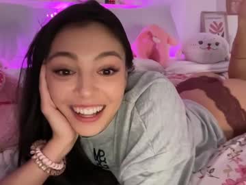 girl
        keirasworld cam image #6846499