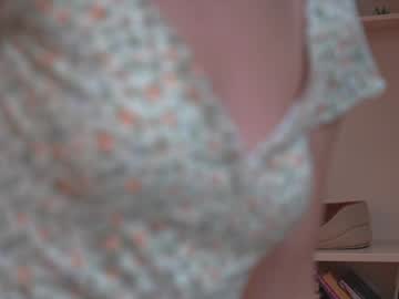girl
        tiny_miracle cam image #4613955