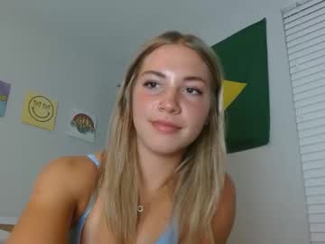 girl
        lovecayaxo cam image #2505679