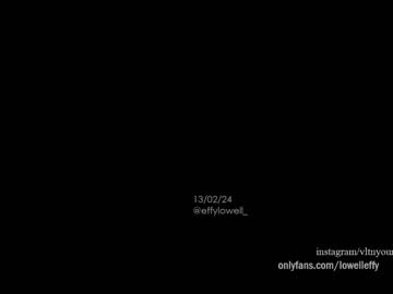 girl
        effylowell_ cam image #3502995