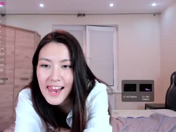girl
        kadena_ cam image #311653
