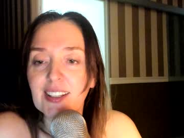 girl
        braingirl cam image #1176017