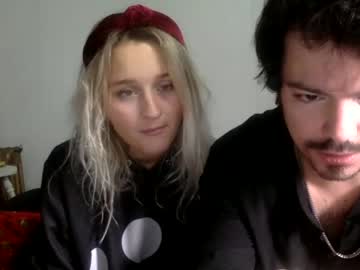 couple
        kittyndaddy757458 cam image #3077368