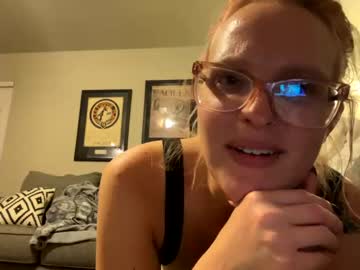 girl
        savhenry cam image #101292