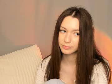 girl
        justbarbie cam image #2199130