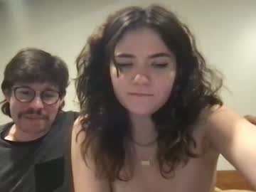 couple
        smallestbear cam image #2189933