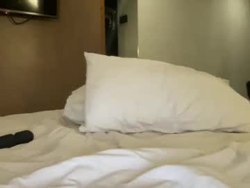 girl
        tigoldbitties11 cam image #4957497
