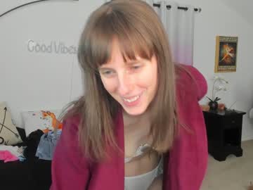 girl
        foxy_gamer cam image #3403681