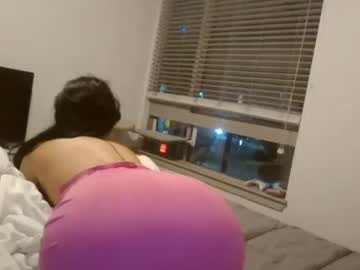 girl Nude Cam Girls Playing Games with catiebabyxo