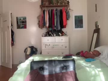 girl
        tomboyskank cam image #3532924