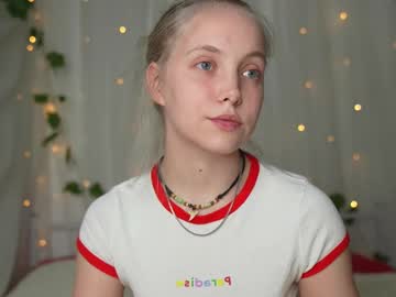 girl
        appr0ved cam image #6137305