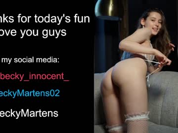 girl
        beckymartens cam image #1236734