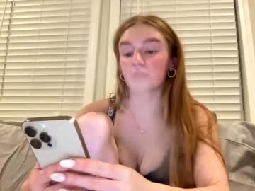 girl
        kaybrookee cam image #1098593