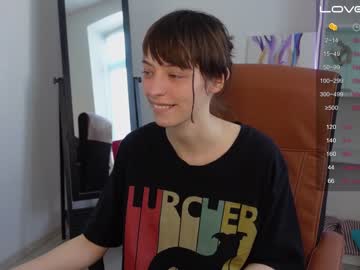 girl
        agelina_summer cam image #1510299