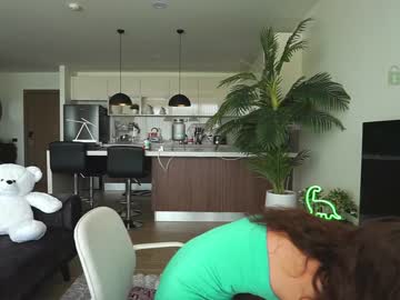 girl
        anna_shine_ cam image #1931842