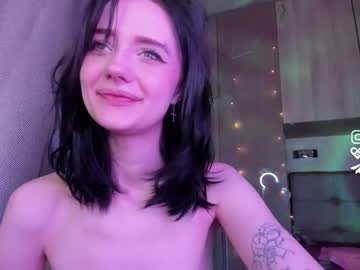 girl
        elizabethbritanny cam image #6054591