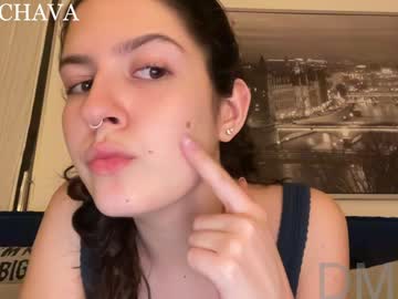 girl
        frenchava cam image #6492792