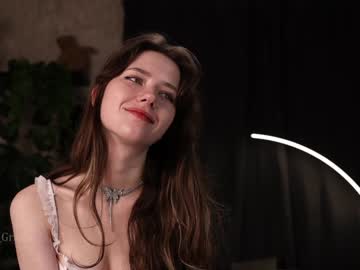girl
        gina_gracia cam image #3790751