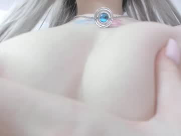 girl
        lulissa cam image #4848598