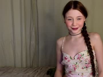 girl
        _marydel_ cam image #3803604