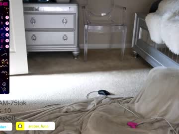 girl
        amber_fun cam image #347839