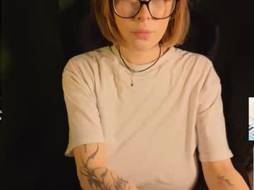 girl
        jokerbatman69 cam image #6180792