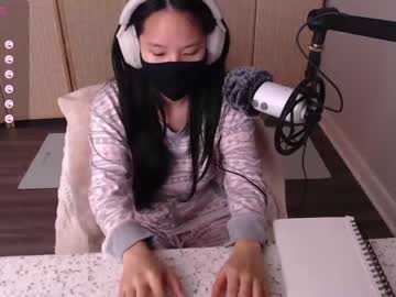 girl
        alice_lee18 cam image #3295064
