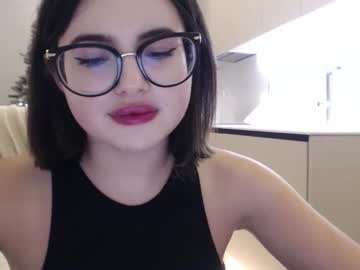 girl
        playnofuckinggames cam image #751979