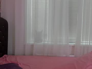girl
        angelina_new cam image #976806