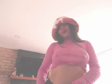 girl
        kendalltyler cam image #3198810
