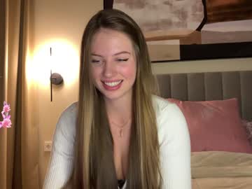 girl
        kiramystery cam image #4742870