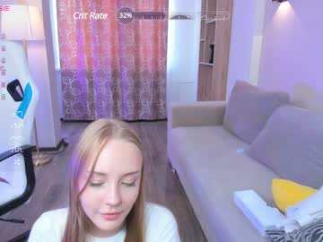 girl
        lolliis cam image #2205475