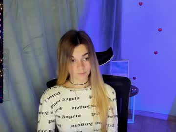 girl
        sweetfoyou cam image #5345405