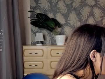girl
        zarascarlett cam image #3452428
