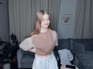 girl
        _magic_smile_ cam image #3057396
