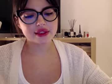 girl
        playnofuckinggames cam image #2503430