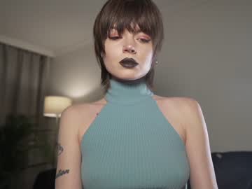 girl
        auddicted cam image #3525804