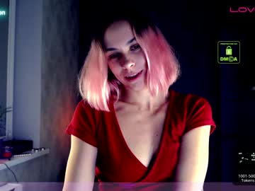 girl
        anna_seamoon cam image #738815