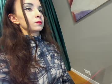 girl
        ehotlovea cam image #6744019