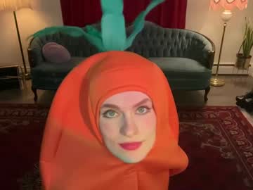 girl
        bigredcarrott cam image #1982435