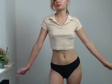 girl
        vivien_slender cam image #4569475