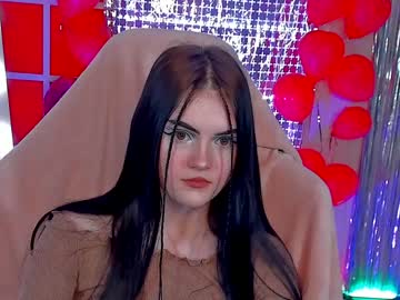 girl Nude Cam Girls Playing Games with vivien_dance