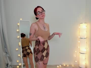 girl
        fia_divine cam image #116672