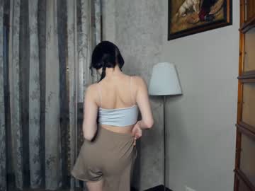 girl
        cute_caprice cam image #1649408