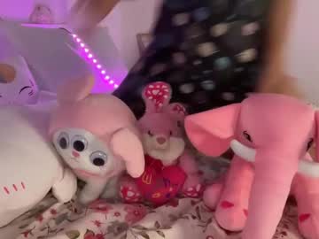 girl
        keirasworld cam image #6795297
