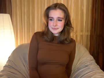 girl
        cute_siberian_girl cam image #3585969