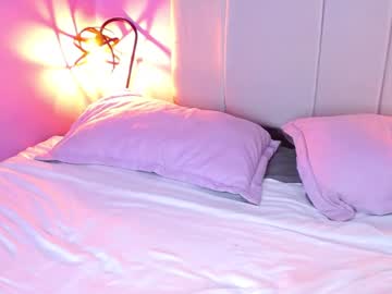 girl
        masher__ cam image #4359548