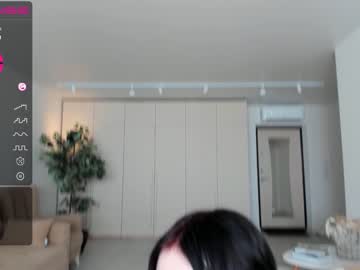girl
        oki_dokie cam image #1725095