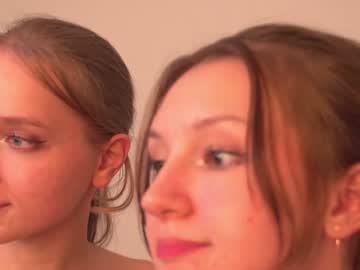 girl
        wwe_kissa cam image #6092575